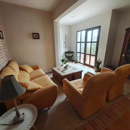 La De Bayuela Guest house