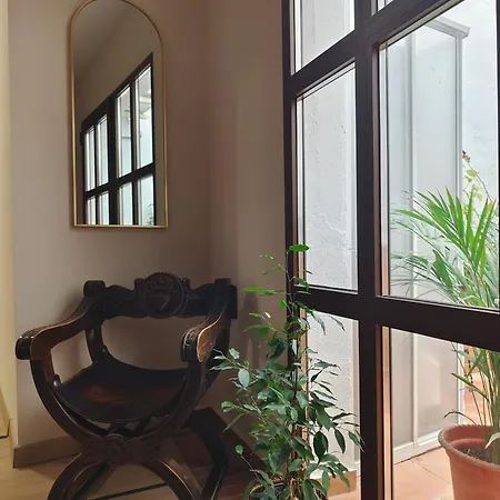 Guest house La De Bayuela 3*